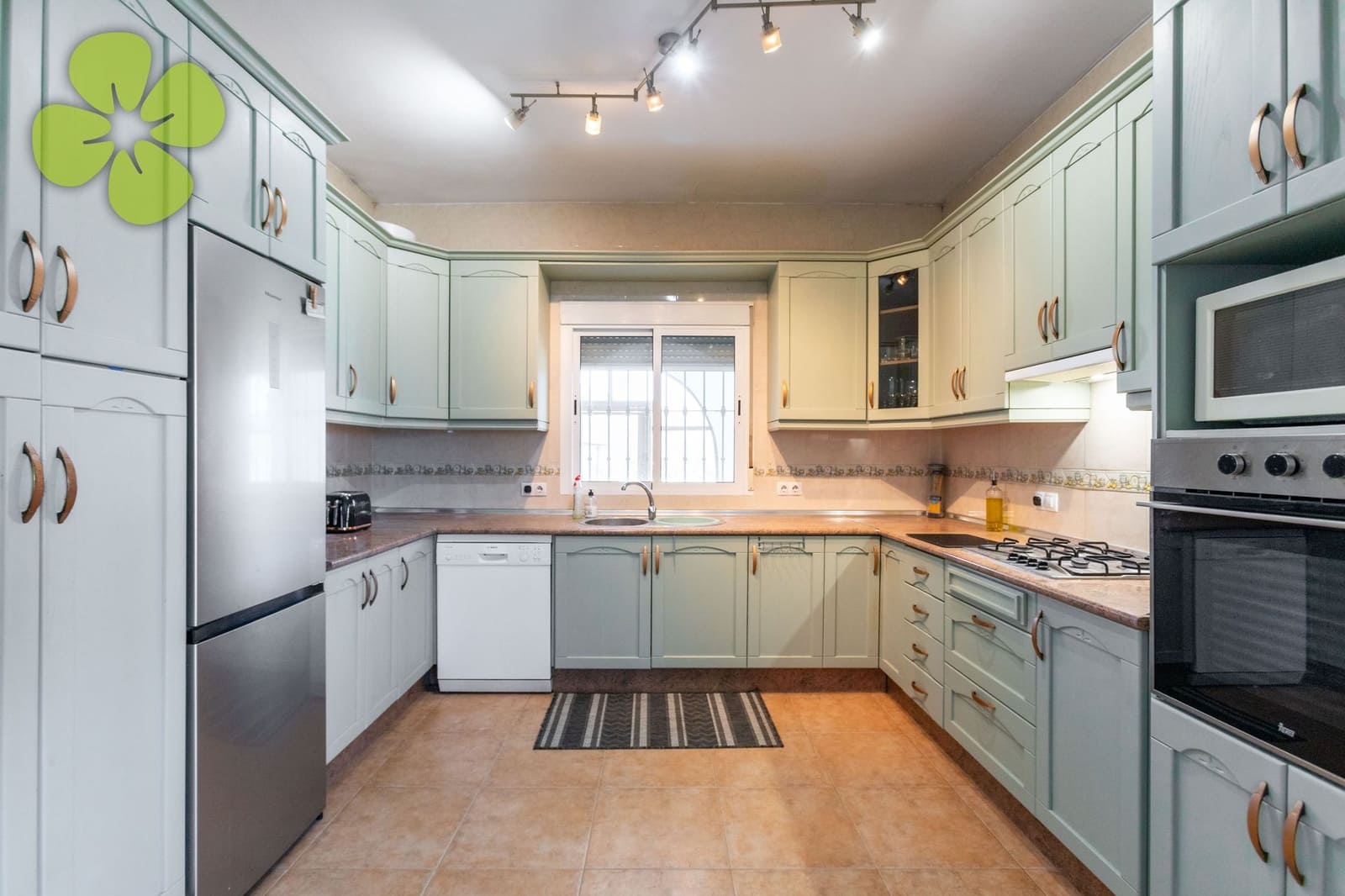 3 bedroom Villa for sale in Albanchez with pool - € 259,995 (Ref: 9803700)