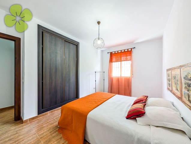 4 bedroom Villa for sale in Albox - € 199,995 (Ref: 9829627)