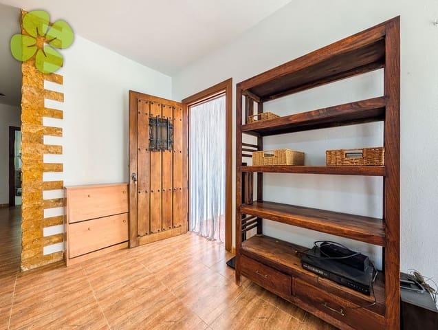 4 bedroom Villa for sale in Albox - € 199,995 (Ref: 9829627)