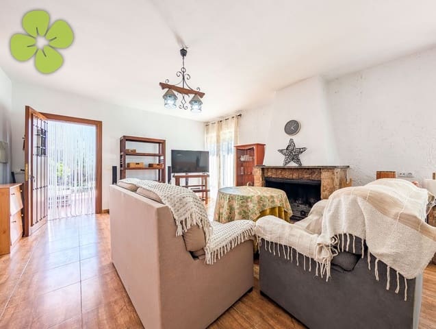 4 bedroom Villa for sale in Albox - € 199,995 (Ref: 9829627)