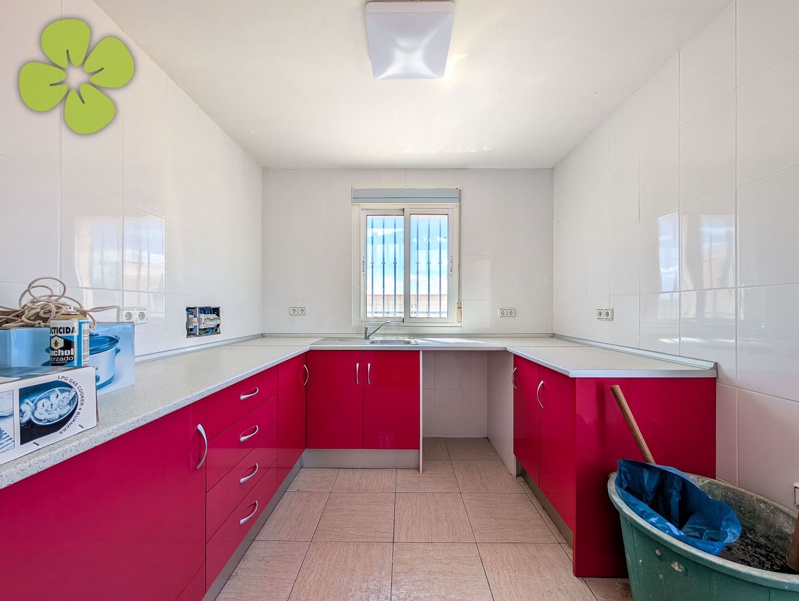 4 bedroom Villa for sale in Partaloa with garage - € 240,000 (Ref: 9832998)