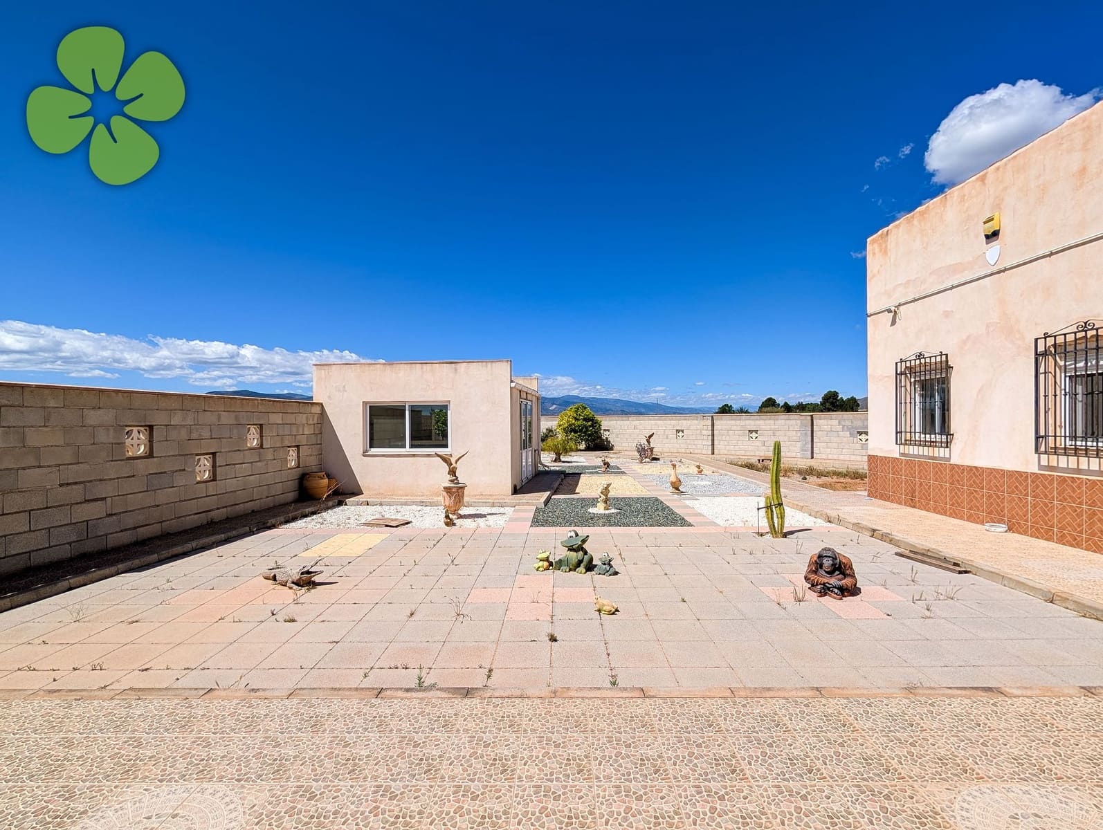 4 bedroom Villa for sale in Partaloa with garage - € 240,000 (Ref: 9832998)