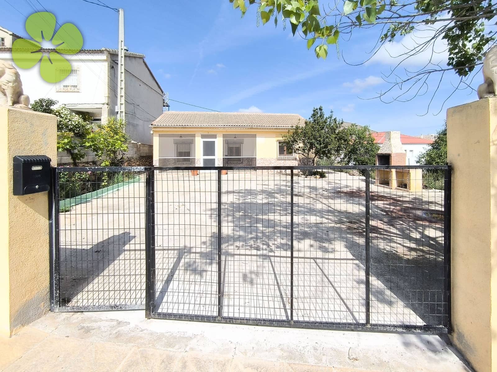 3 bedroom Villa for sale in Oria - € 119,500 (Ref: 9834716)