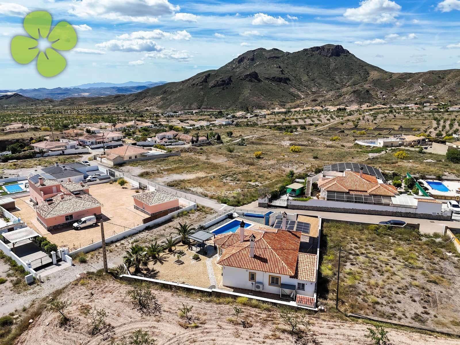 3 bedroom Villa for sale in Arboleas with pool - € 289,000 (Ref: 9834717)