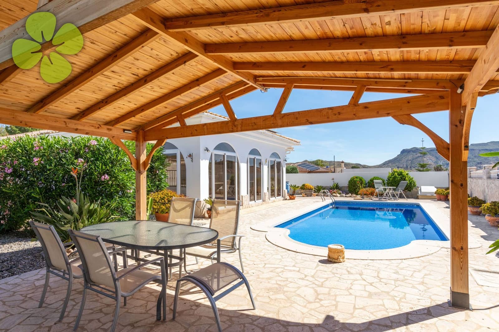 3 Zimmer Villa zu verkaufen in Arboleas mit Pool - 279.500 € (Ref: 9848262)