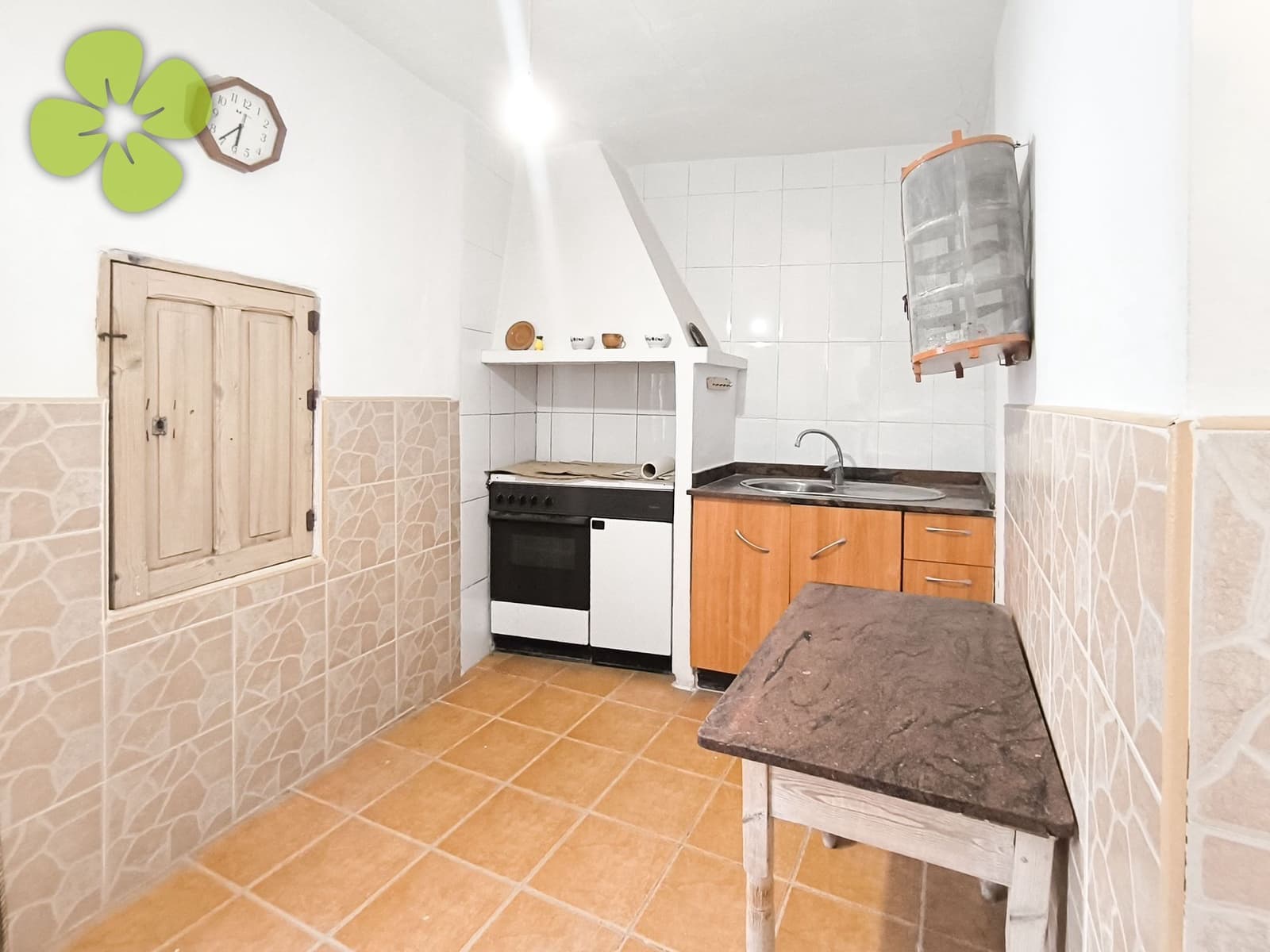 4 soveværelse Finca/Landehus til salg i Huercal-Overa - € 74.500 (Ref: 9848263)