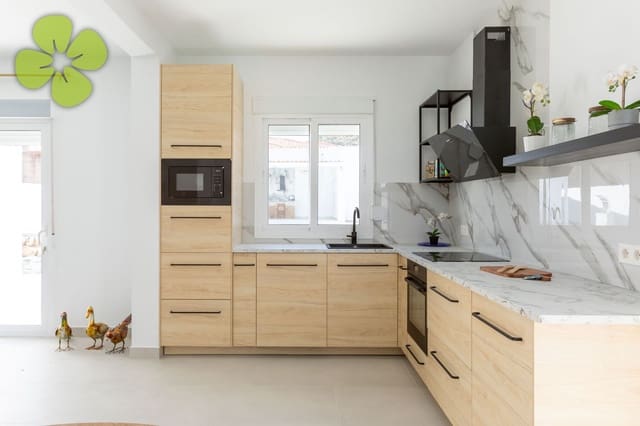 5 Zimmer Villa zu verkaufen in Arboleas mit Pool - 395.000 € (Ref: 9854298)