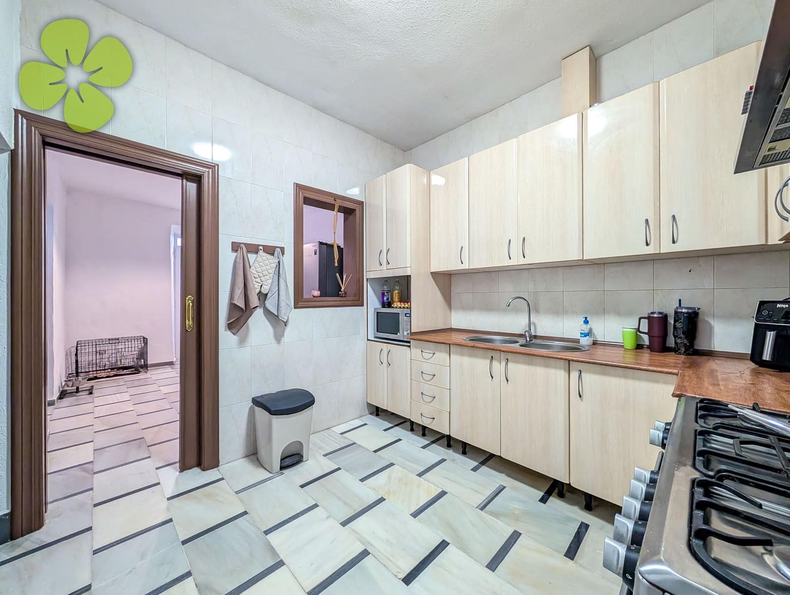 7 bedroom Townhouse for sale in Macael - € 159,995 (Ref: 9858827)