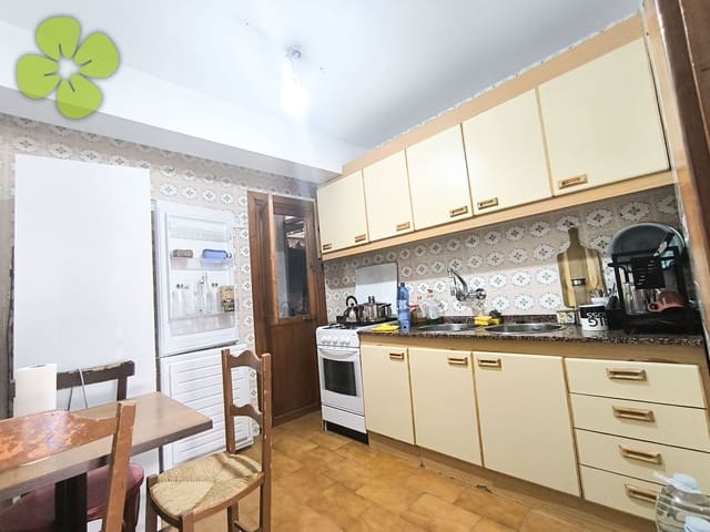 3 sovrum Lägenhet till salu i Albox - 74 500 € (Ref: 9860889)
