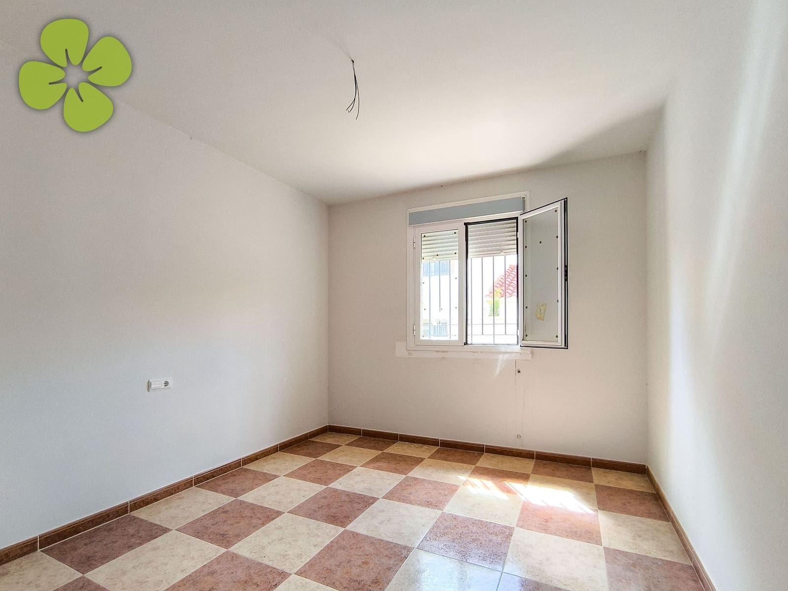4 makuuhuone Huvila myytävänä paikassa Oria - 195 000 € (Ref: 9867722)