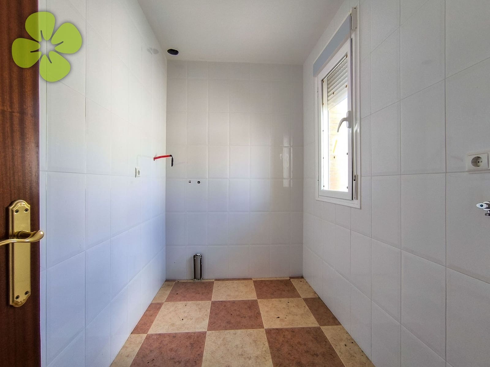4 makuuhuone Huvila myytävänä paikassa Oria - 195 000 € (Ref: 9867722)