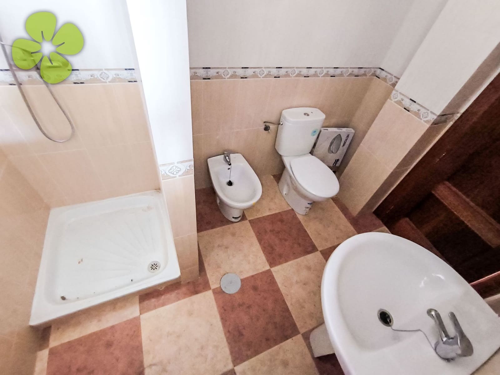 4 makuuhuone Huvila myytävänä paikassa Oria - 195 000 € (Ref: 9867722)