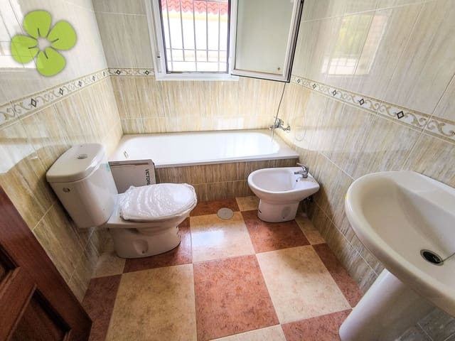 4 soverom Villa til salgs i Oria - € 195 000 (Ref: 9867722)