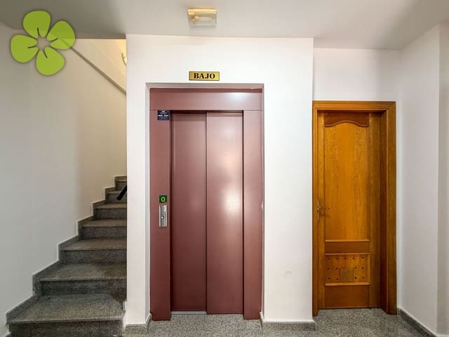 Apartamento de 2 habitaciones en Garrucha en venta - 135.000 € (Ref: 9902580)