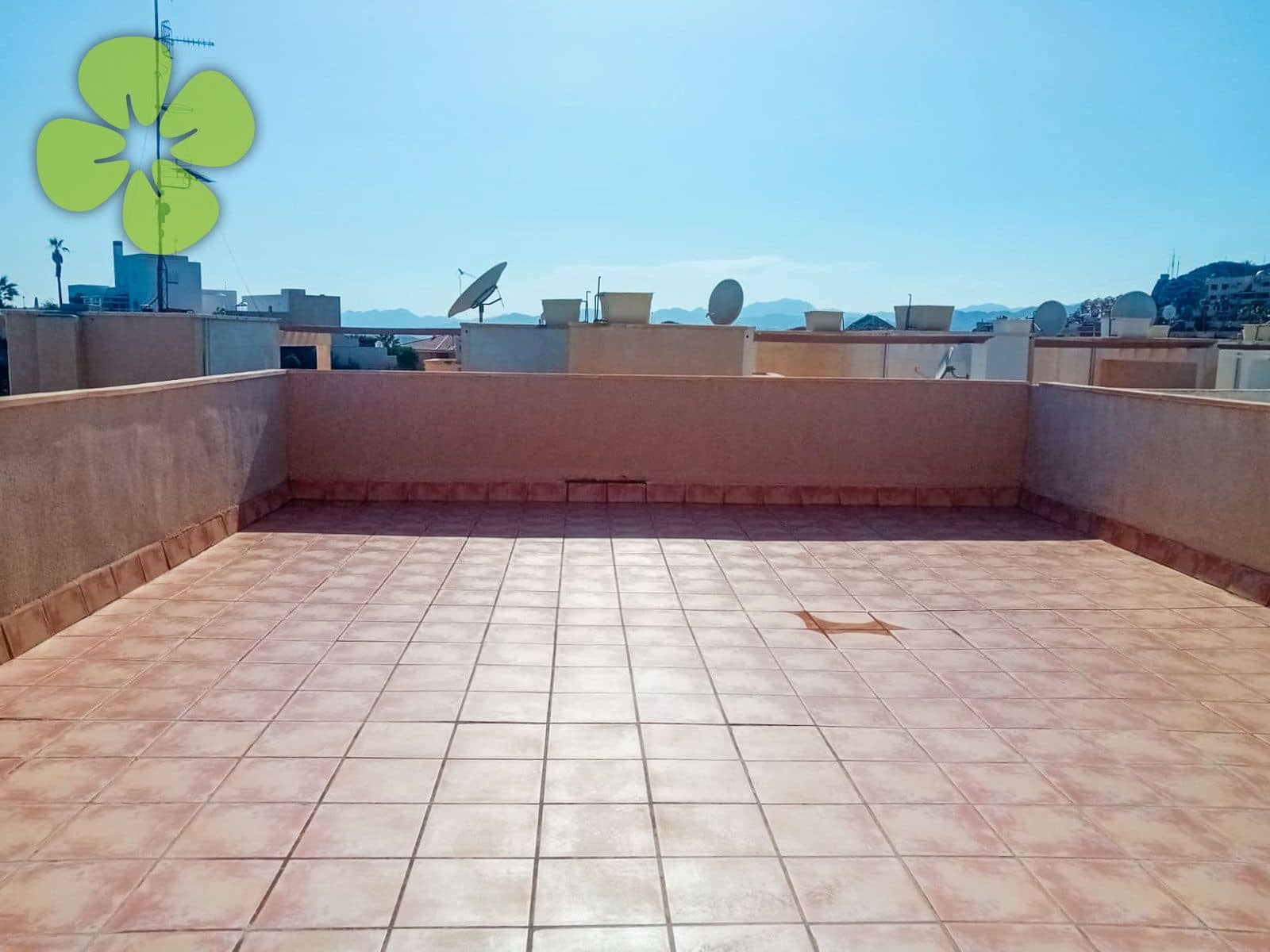 2 chambre Penthouse à vendre à Aguilas avec piscine - 134 950 € (Ref: 9937180)