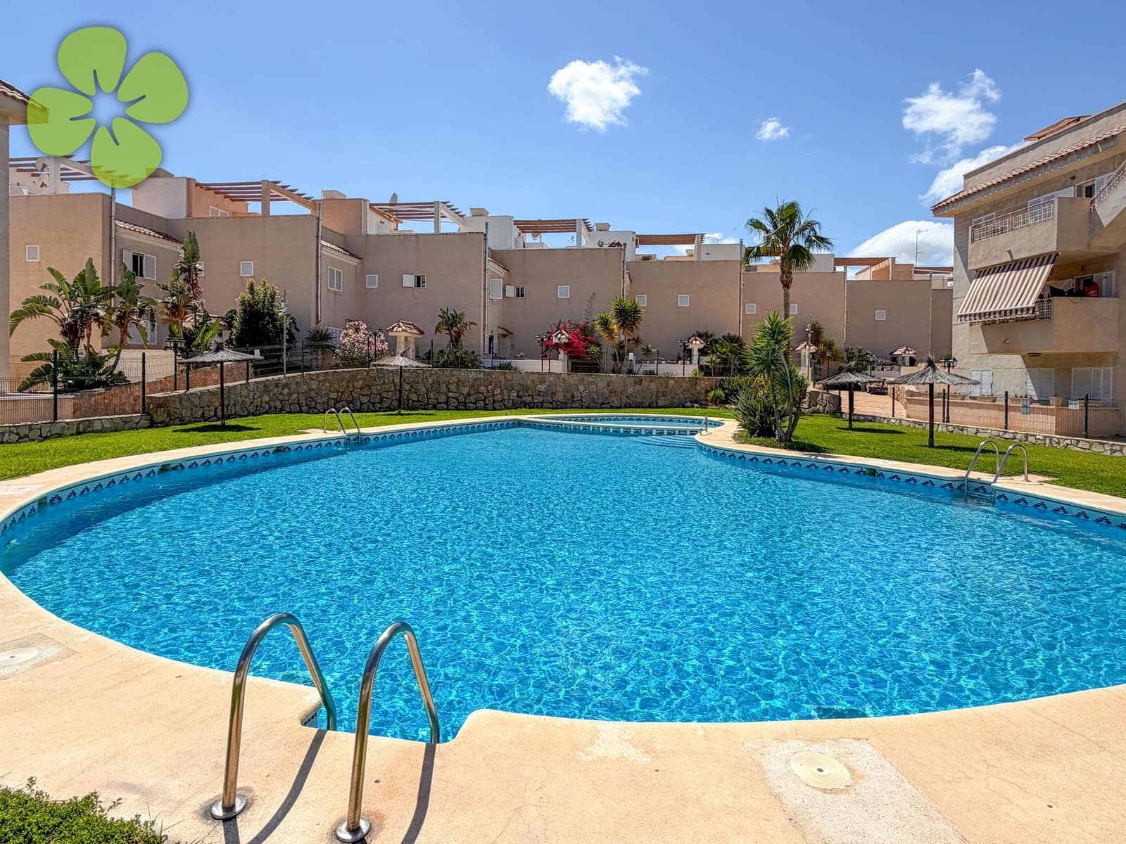 2 chambre Penthouse à vendre à Aguilas avec piscine - 134 950 € (Ref: 9937180)