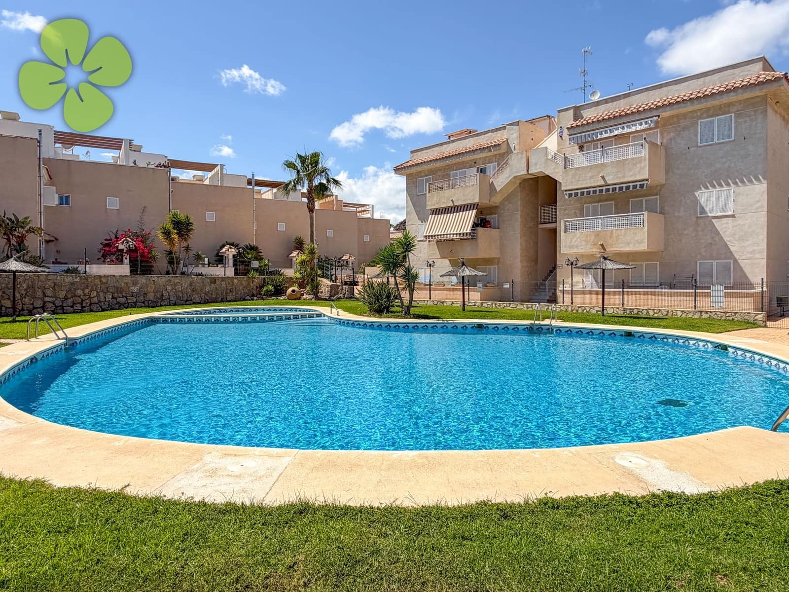 2 chambre Penthouse à vendre à Aguilas avec piscine - 134 950 € (Ref: 9937180)