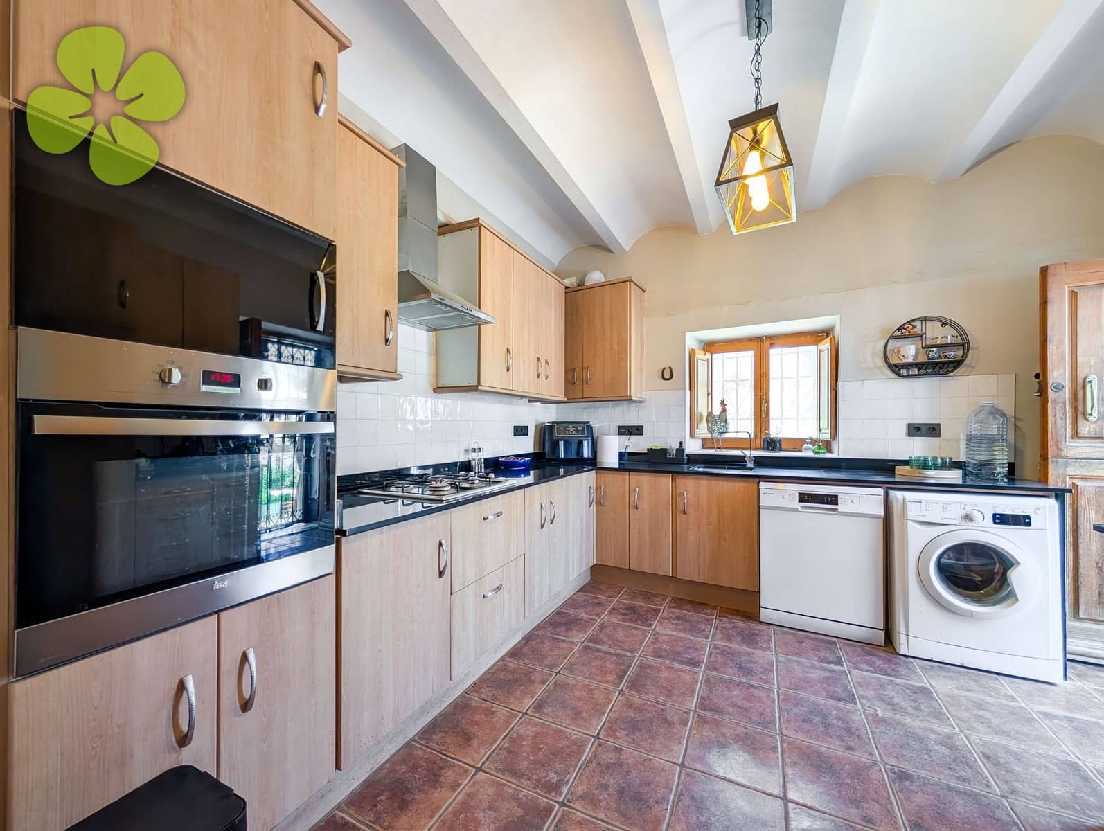 Finca/Casa Rural de 4 habitaciones en Albox en venta - 189.995 € (Ref: 9946768)