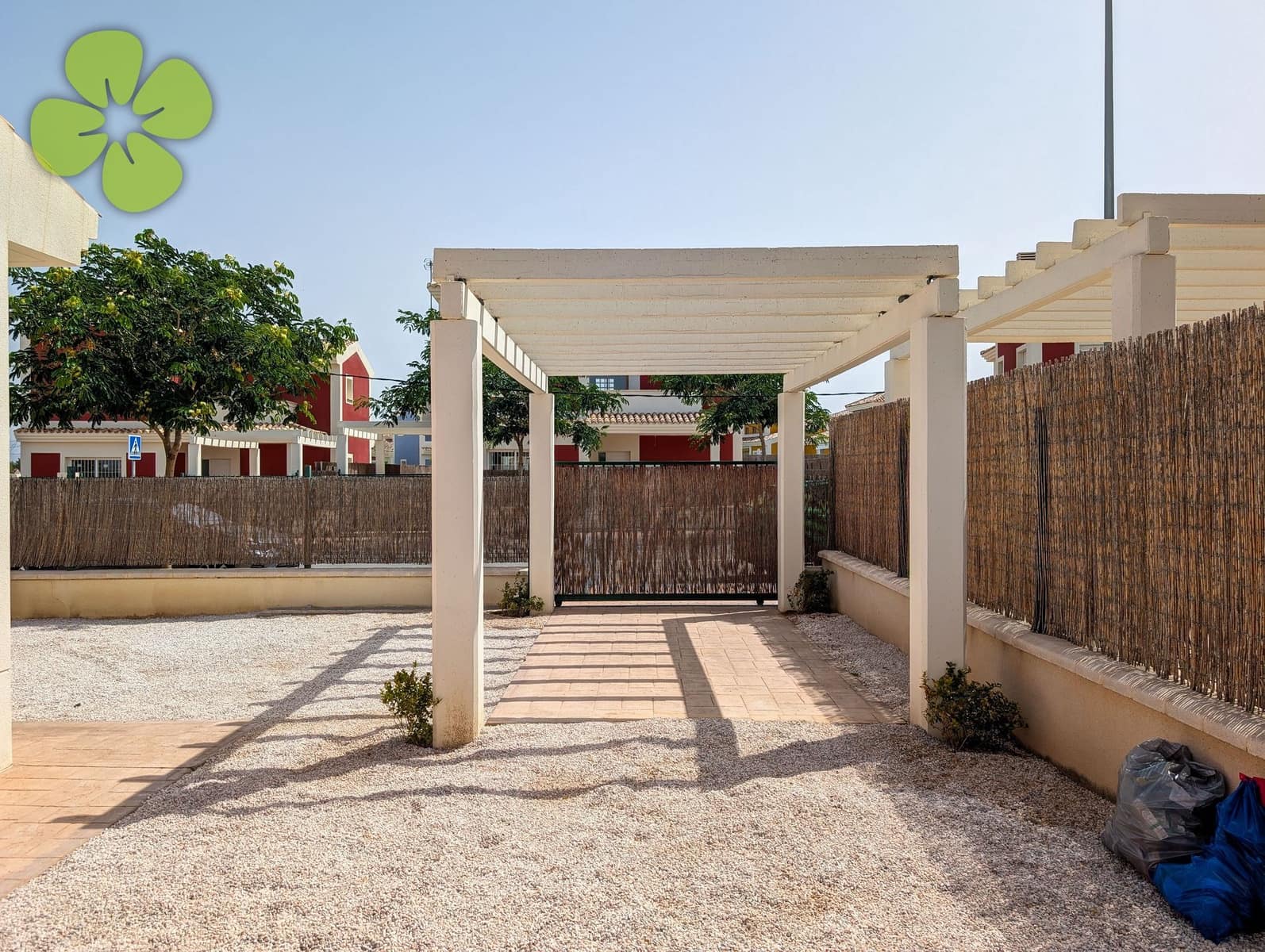 3 bedroom Villa for sale in Purias with pool - € 284,995 (Ref: 9965987)