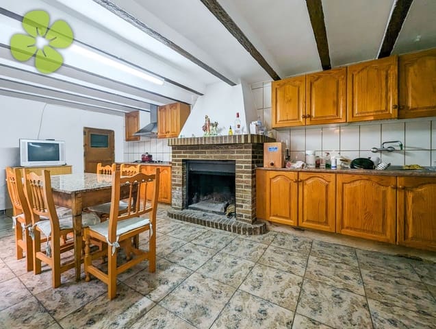 5 soveværelse Byhus til salg i Cantoria - € 112.000 (Ref: 9970896)