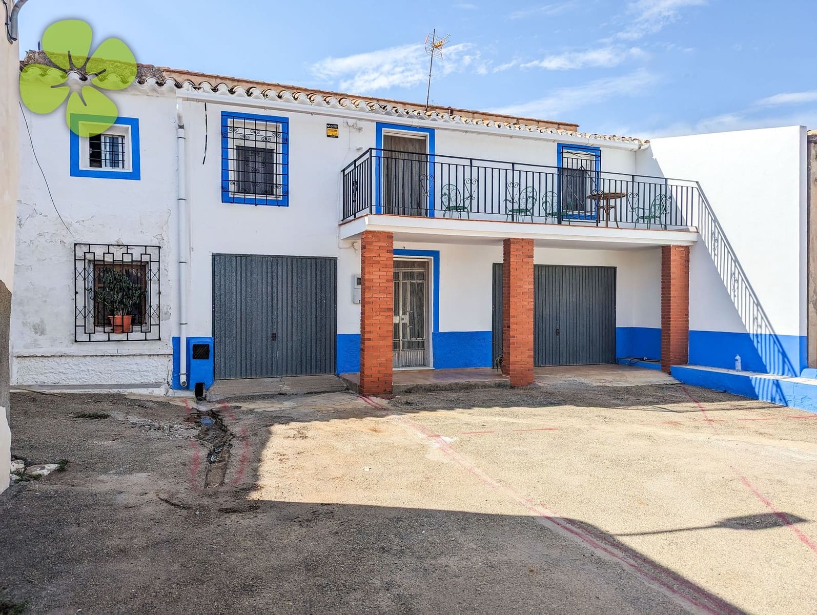 5 bedroom Townhouse for sale in Cantoria - € 112,000 (Ref: 9970896)