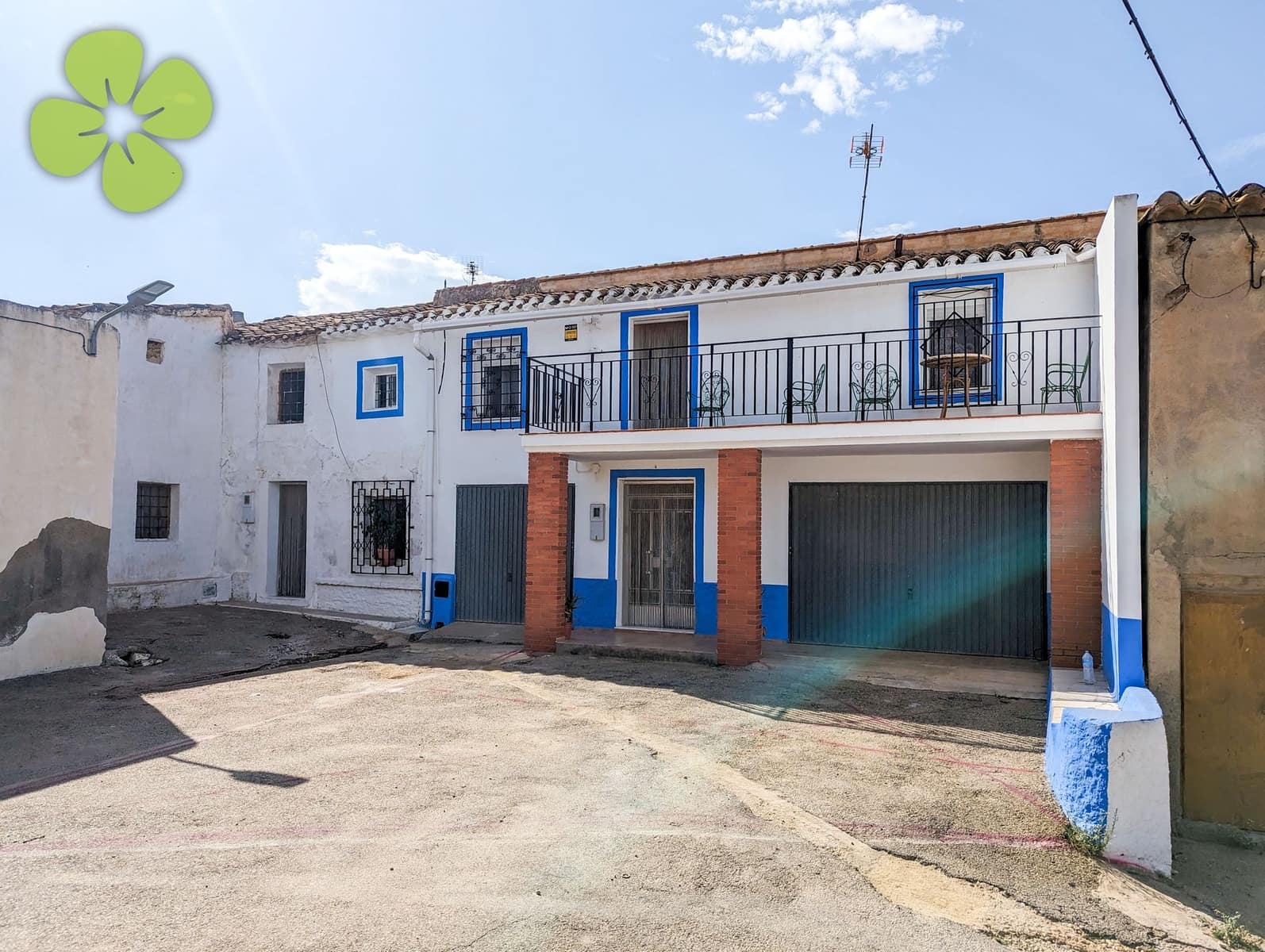 5 bedroom Townhouse for sale in Cantoria - € 112,000 (Ref: 9970896)