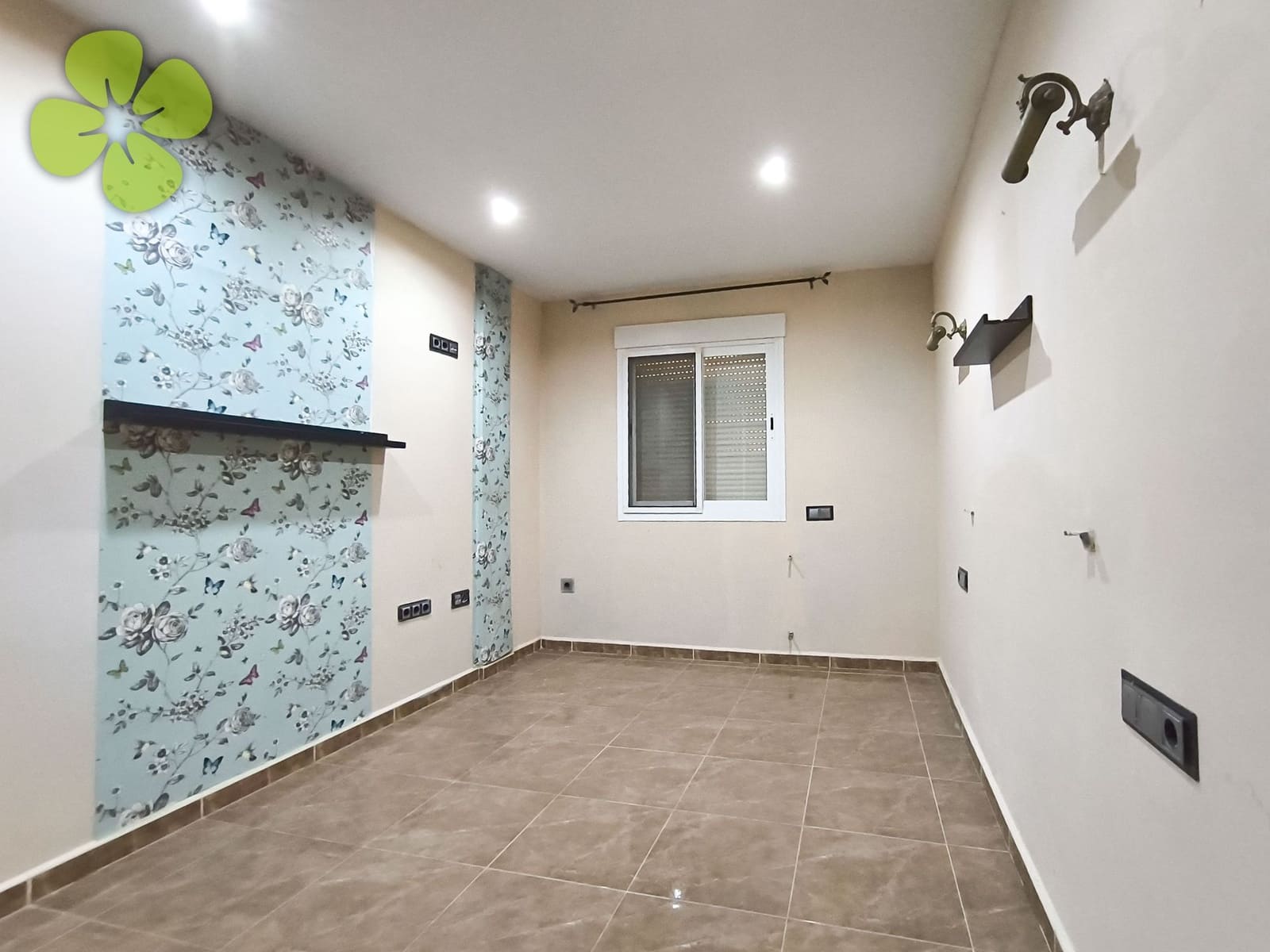 2 bedroom Villa for sale in Zurgena - € 199,900 (Ref: 9971644)