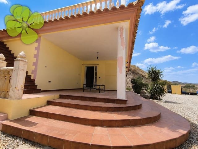 Chalet de 2 habitaciones en Zurgena en venta - 199.900 € (Ref: 9971644)