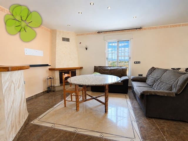 Chalet de 2 habitaciones en Zurgena en venta - 199.900 € (Ref: 9971644)