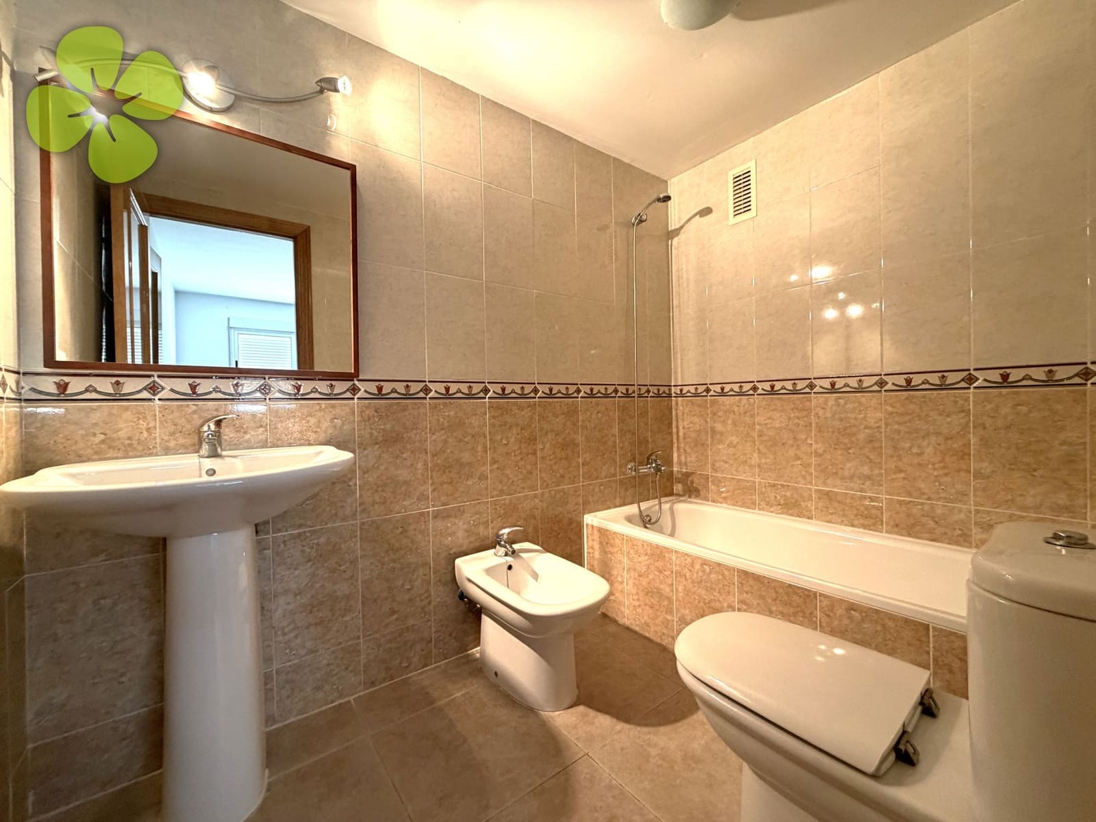 3 slaapkamer Appartement te koop in Garrucha met zwembad - € 209.995 (Ref: 9984034)
