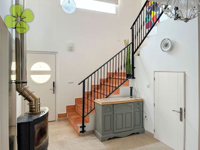 4 slaapkamer Villa te koop in Albox met zwembad - € 360.000 (Ref: 9985707)