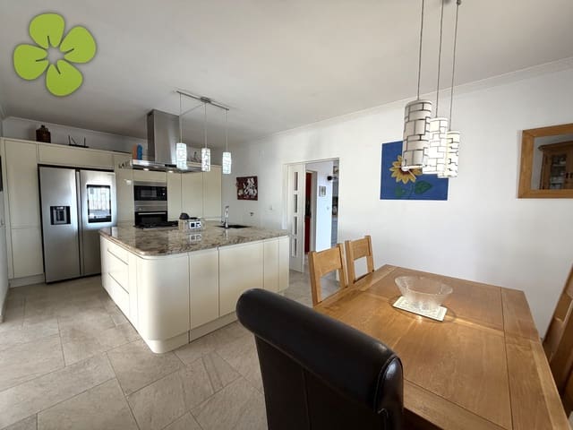 4 makuuhuone Huvila myytävänä paikassa Albox mukana uima-altaan - 360 000 € (Ref: 9985707)