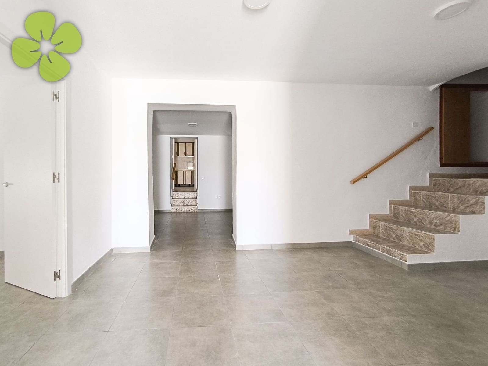 6 slaapkamer Huis te koop in Albox - € 139.500 (Ref: 9992014)