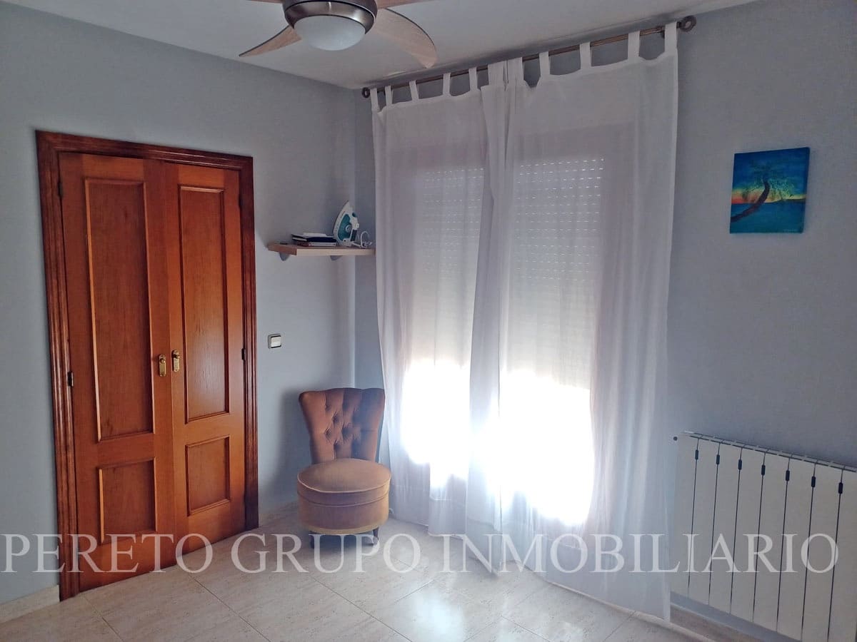4 soverom Hus til salgs i Benissa med garasje - € 259 000 (Ref: 10004623)