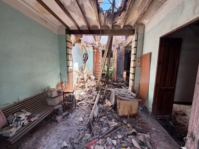 Haus zu verkaufen in Pego - 79.000 € (Ref: 10004784)