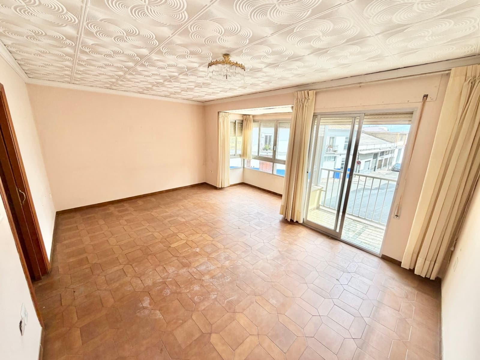 4 sypialnia Dom na sprzedaż w Pego - 229 000 € (Ref: 10004791)