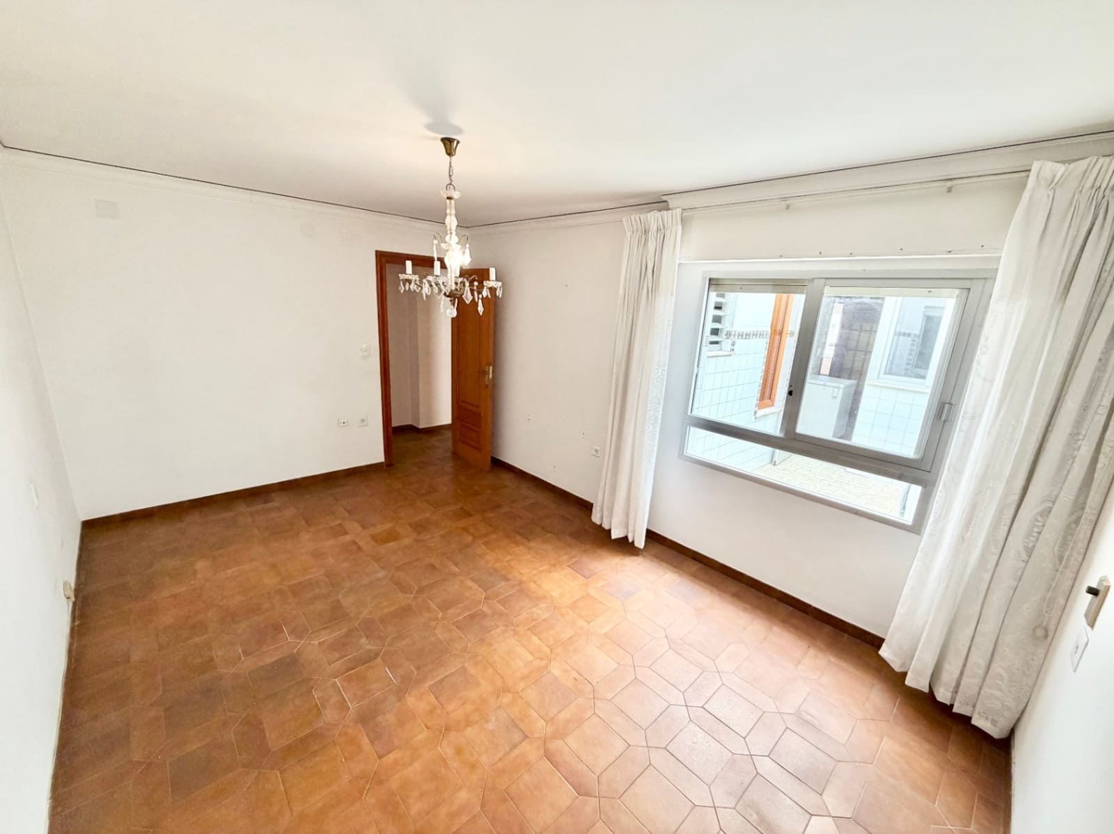 4 sypialnia Dom na sprzedaż w Pego - 229 000 € (Ref: 10004791)
