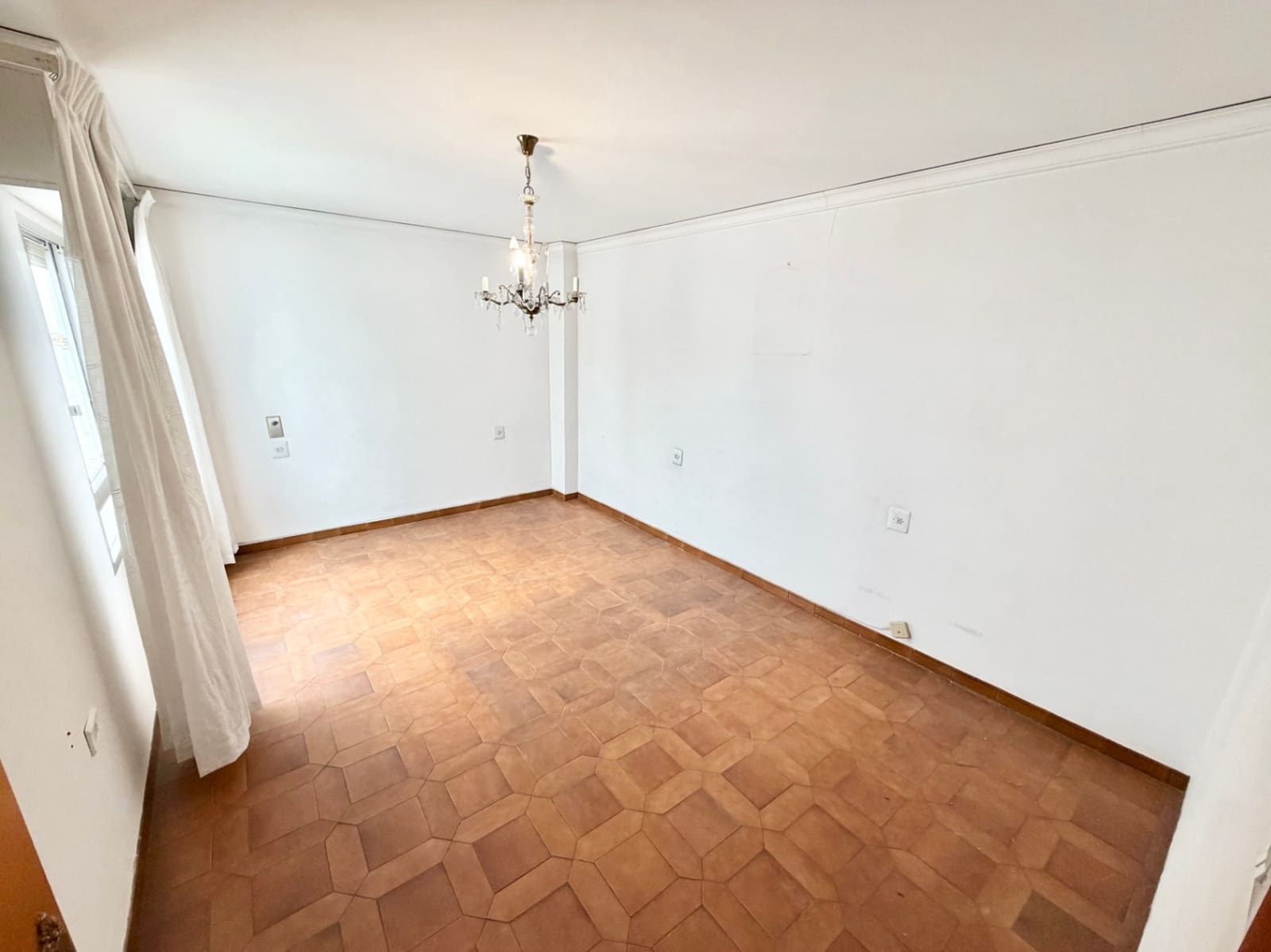4 sypialnia Dom na sprzedaż w Pego - 229 000 € (Ref: 10004791)