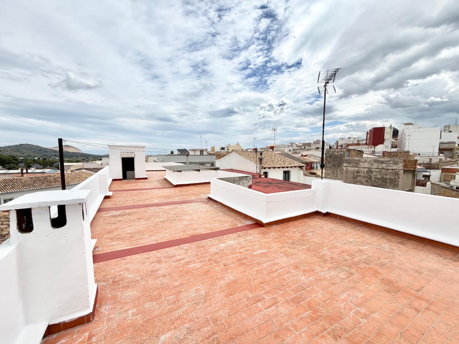 4 sypialnia Dom na sprzedaż w Pego - 229 000 € (Ref: 10004791)