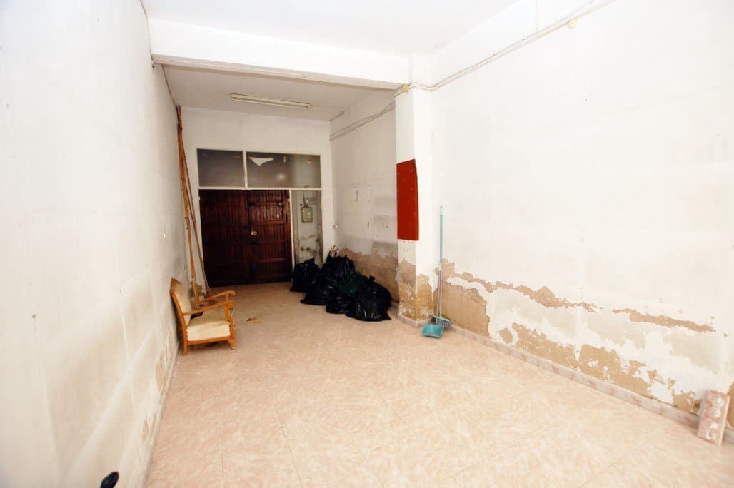 5 sypialnia Dom na sprzedaż w Pego z garażem - 230 000 € (Ref: 10004792)