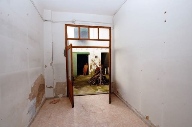 5 slaapkamer Huis te koop in Pego met garage - € 230.000 (Ref: 10004792)