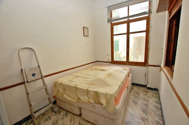 5 slaapkamer Huis te koop in Pego met garage - € 230.000 (Ref: 10004792)