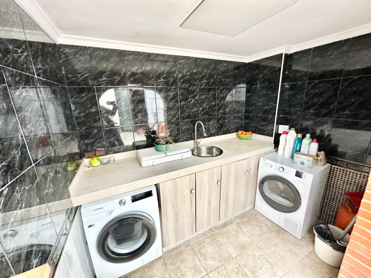 4 sypialnia Dom na sprzedaż w Pego - 249 000 € (Ref: 10004793)