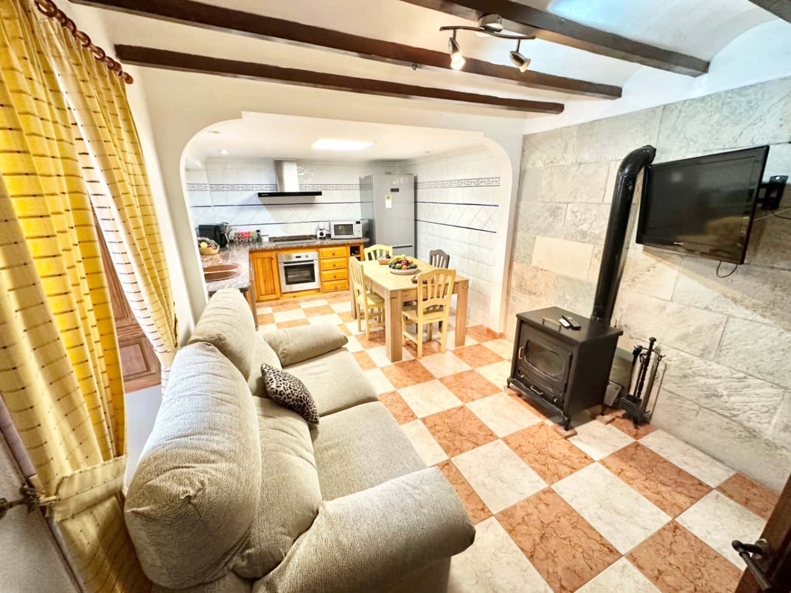 4 sypialnia Dom na sprzedaż w Pego - 249 000 € (Ref: 10004793)