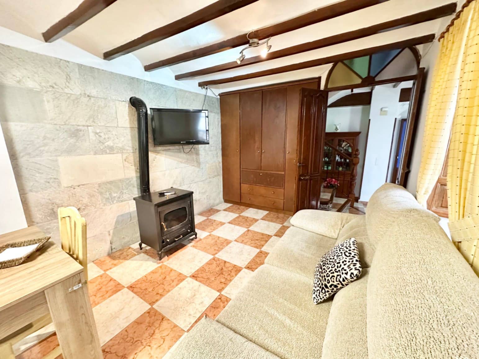 4 sypialnia Dom na sprzedaż w Pego - 249 000 € (Ref: 10004793)