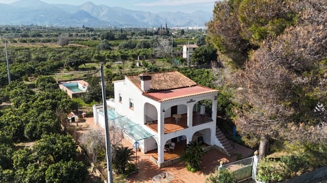 Finca/Casa Rural de 5 habitaciones en Pego en venta con piscina garaje - 249.000 € (Ref: 10004794)