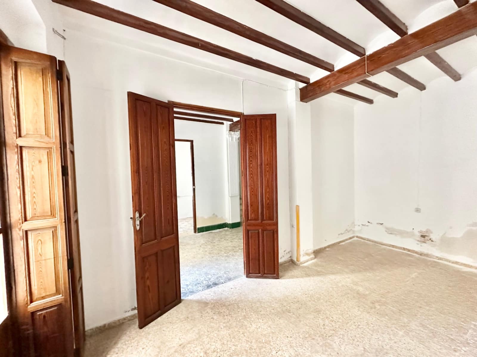10 sypialnia Dom na sprzedaż w Pego - 265 000 € (Ref: 10004796)