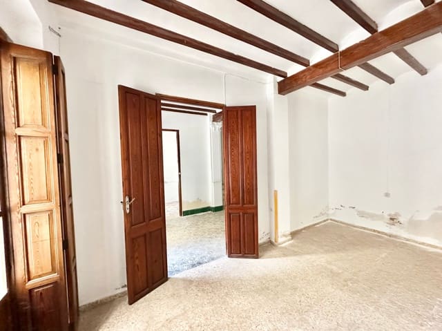 10 bedroom Townhouse for sale in Pego - € 265,000 (Ref: 10004796)