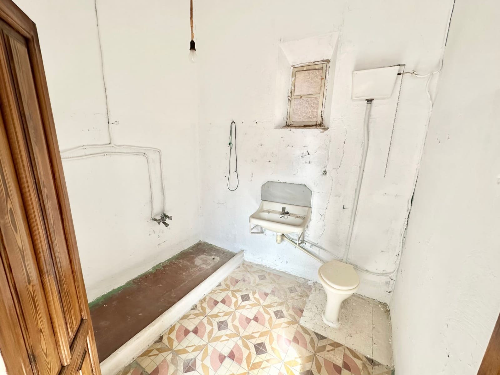 10 sypialnia Dom na sprzedaż w Pego - 265 000 € (Ref: 10004796)