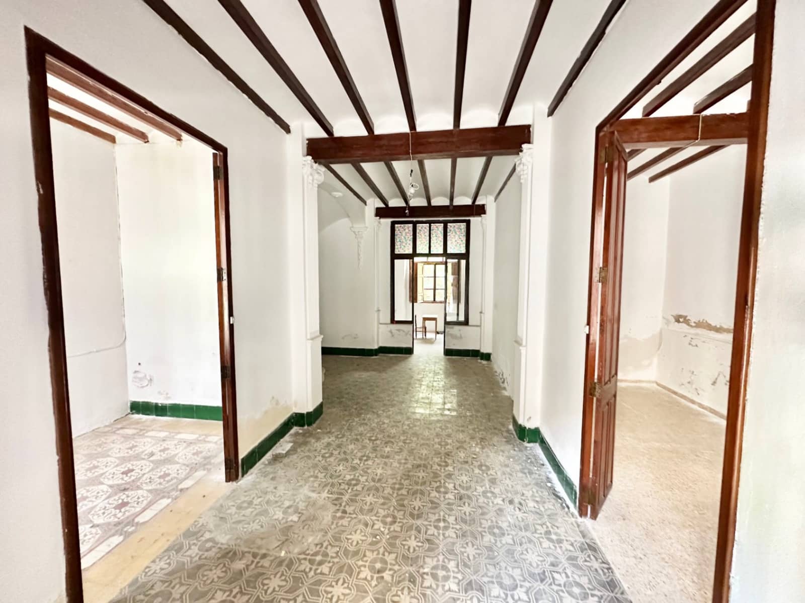 10 sypialnia Dom na sprzedaż w Pego - 265 000 € (Ref: 10004796)